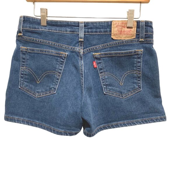 Levi's Classic 90s Mom High Rise High Waist Blue Jean Denim Shorts Red Tab JR 5 - Picture 4 of 8